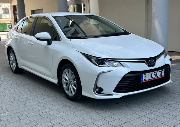 Toyota Corolla cena 109999 przebieg: 9505, rok produkcji 2022 z Chojnów małe 211